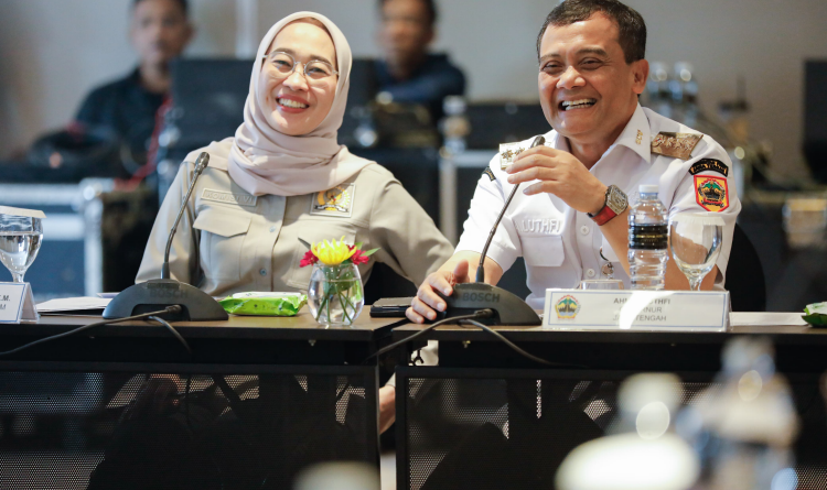 Gubernur Harap RUU Perlindungan Konsumen Segera Disusun dan Ditetapkan Gubernur Harap RUU Perlindungan Konsumen Segera Disusun dan Ditetapkan