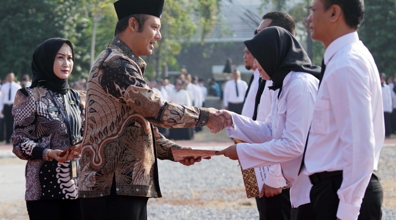 1.271 PPPK Resmi Terima SK Pengangkatan, Bupati  Tepati Janji Kampanye