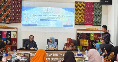 Bimtek ISI Solo Perkuat Identitas dan Ekonomi Batik Bojonegoro