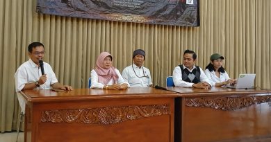 Peringati Hari Wayang Dunia ke-XII, ISI Solo Pentaskan Wayang Lokal