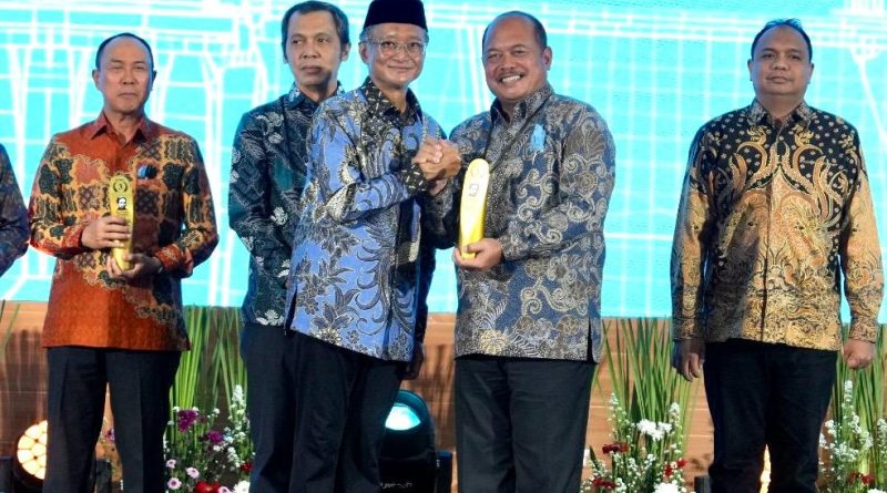Pemprov Jateng Raih Peringkat II Nasional Sutami Award 2025