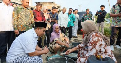 Gerak Cepat Taj Yasin Selamatkan Nadi Ekonomi Nelayan Bonang Demak dari Kepungan Rob