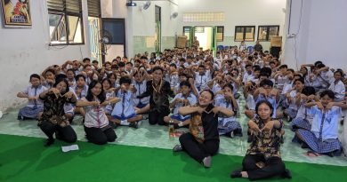 SMP Marsudirini St Theresia Pendampingan Psikologi Remaja Rumah Aman: Pergaulan Sehat, Mental Kuat SMP Marsudirini St Theresia Pendampingan Psikologi Remaja Rumah Aman: Pergaulan Sehat, Mental Kuat