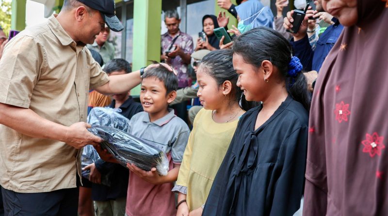 Tinjau Korban Banjir Demak, Ahmad Luthfi Upayakan Layanan Dasar Warga Tetap Terpenuhi