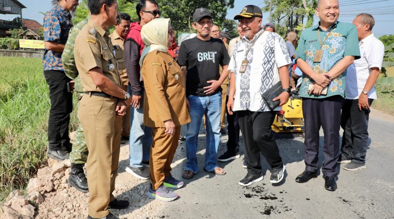 Pemprov Jateng Upayakan Perbaikan Jalan Cepu-Randublatung Tuntas 2026