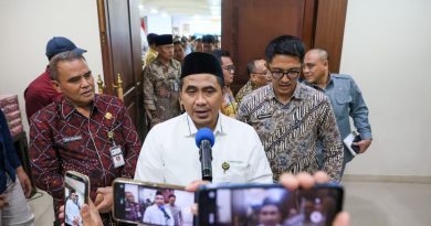 Taj Yasin Minta SPPG Belanja Telur dari Peternak Lokal Sokong MBG