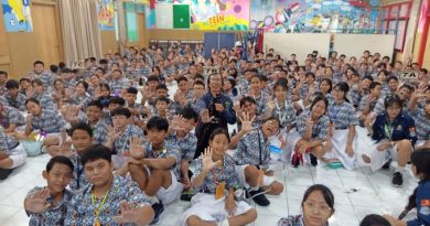 Bakesbangpol Surakarta – Mafindo Solo Edukasi Antiperundungan di MPLS Solo Bakesbangpol Surakarta – Mafindo Solo Edukasi Antiperundungan di MPLS Solo