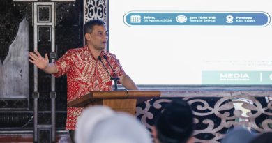 Gubernur Ahmad Luthfi Ajak Aktivis Mahasiswa Tetap Kritis