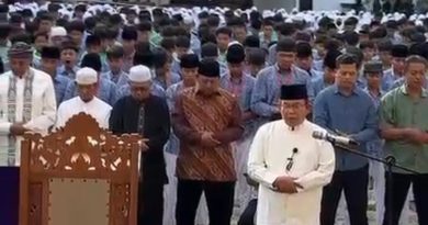 Doa Minta Hujan Ribuan Santri Ikuti Salat Istisqa