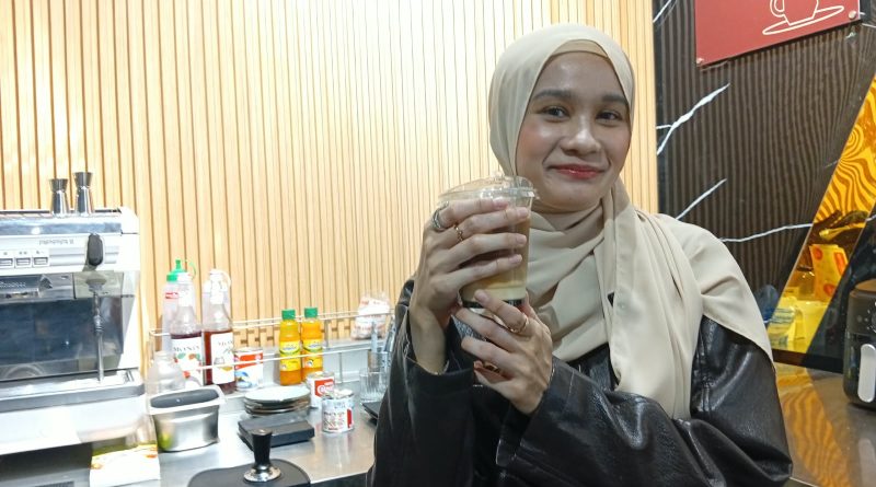 Jadi Penerus Jejak Sang Ayah, Putri Puspo Wardoyo Rintis Sedjati-ne Coffee and Pastry