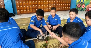 Sulap Galon Bekas Jadi Minipond, Siswa SD Muhammadiyah PK Solo Belajar Peduli Lingkungan