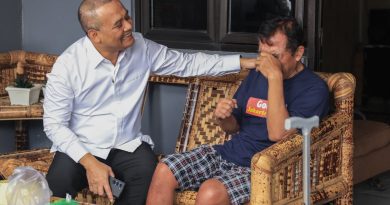 Ahmad Luthfi Cek Lokasi Tanah Amblas di Ungaran, Warga Menangis Terharu