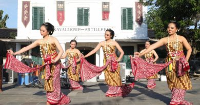 AKULTURASI KULINER TRADISIONAL DAN MODERN