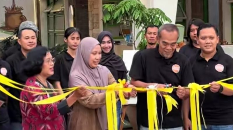 Kedai Aroma Batavia Klaten, Dibanjiri Pengunjung Pecinta Kuliner